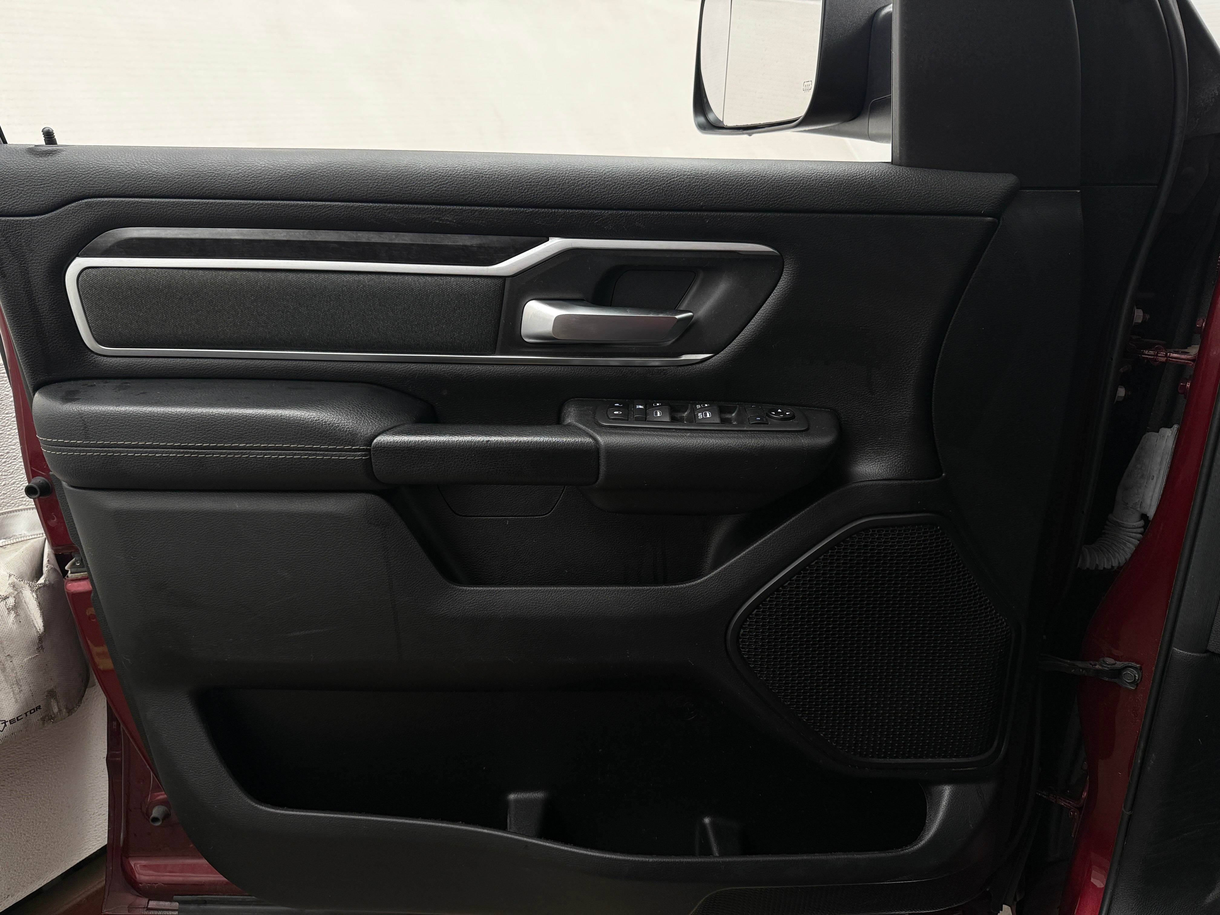 ram ram 1500 pickup 2021 1C6RREFM3MN813322 image ram ram 1500 pickup 2021 1C6RREFM3MN813322 image